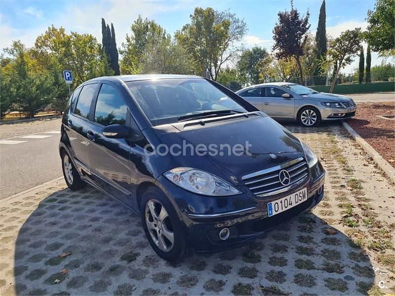 Usado Mercedes A150 Avantgarde 95 CV (69 kW) 2006 Negro Monovolumen