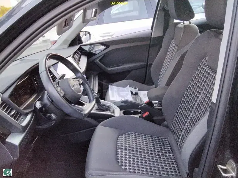 Usado Audi A1 Sportback 110 CV (80 kW) 2022 Negro Utilitario