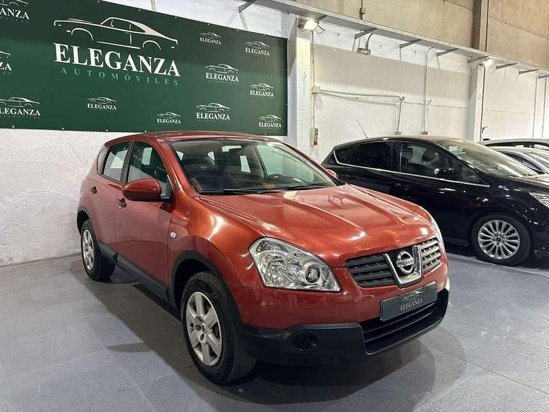 Usado Nissan Qashqai Visia 114 CV (83 kW) 2010 Naranja SUV