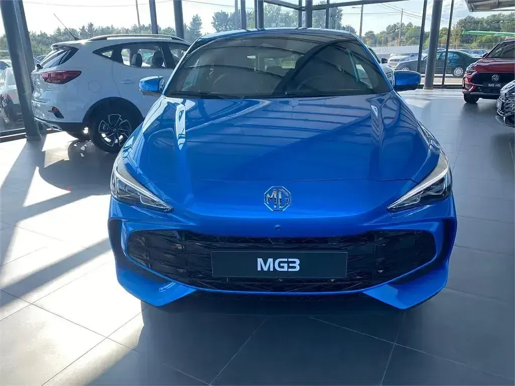 Nuevo MG MG3 Luxury 195 CV (143 kW) 2025 Blanco Utilitario