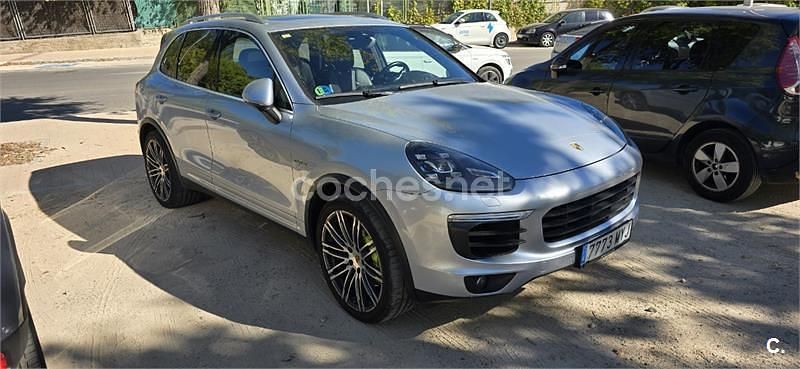 Gris / plata Usado 2016 Porsche Cayenne S E-Hybrid Platinum Edition SUV | 32.800 € (Super precio) - Imagen 1/4