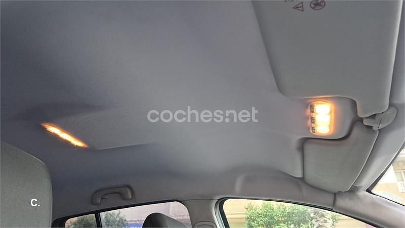 Usado Renault Mégane II Dynamique 80 CV (58 kW) 2005 Gris / plata Berlina