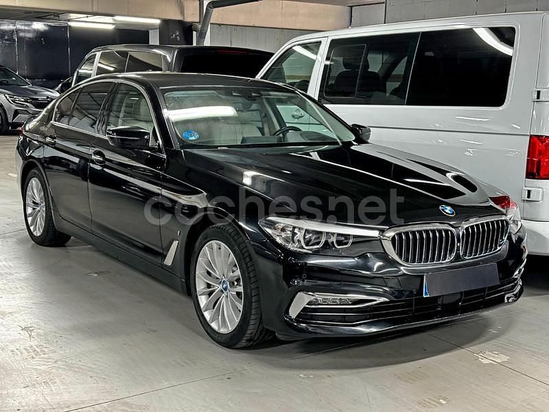 Negro Usado 2018 BMW 530e iPerformance Berlina | 24.990 € (Un poco caro) - Imagen 1/4