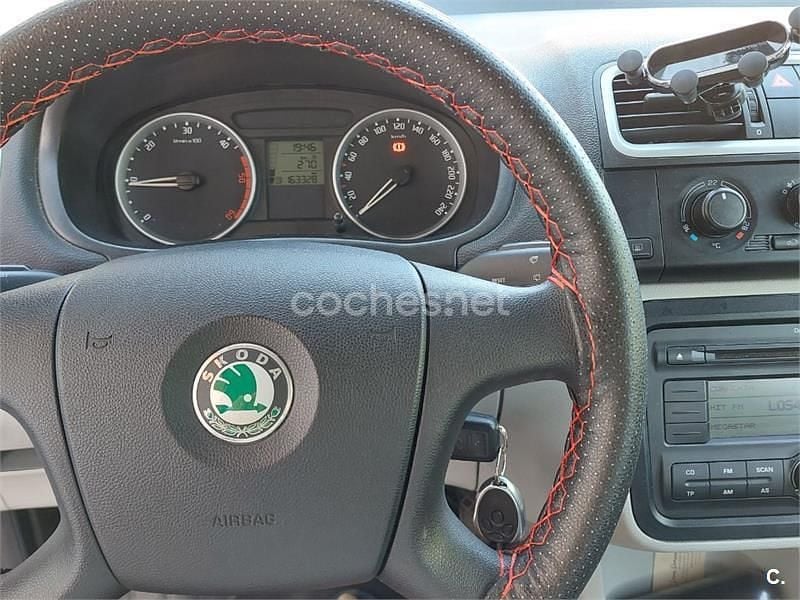 Beige Usado 2007 Skoda Fabia Berlina | 4250 € (Precio justo) - Imagen 1/4