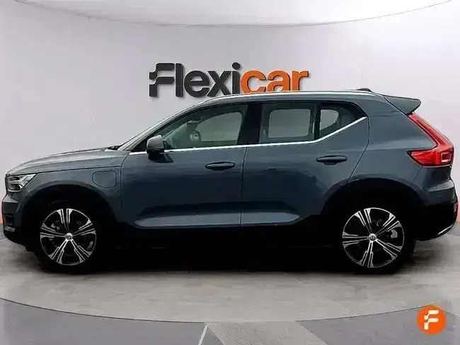 Usado Volvo XC40 Inscription 211 CV (155 kW) 2020 Gris SUV