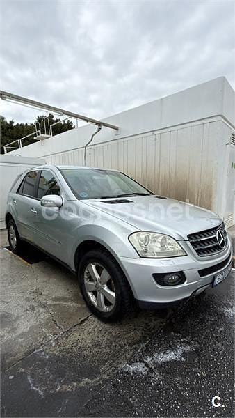 Usado Mercedes ML500 306 CV (225 kW) 2007 Gris / plata SUV