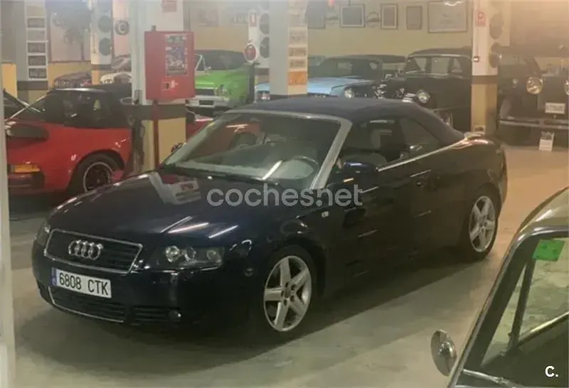 Usado Audi A4 Cabriolet 170 CV (125 kW) 2004 Azul Descapotable