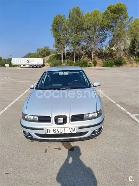 Usado Seat Toledo 110 CV (80 kW) 1999 Gris / plata Berlina