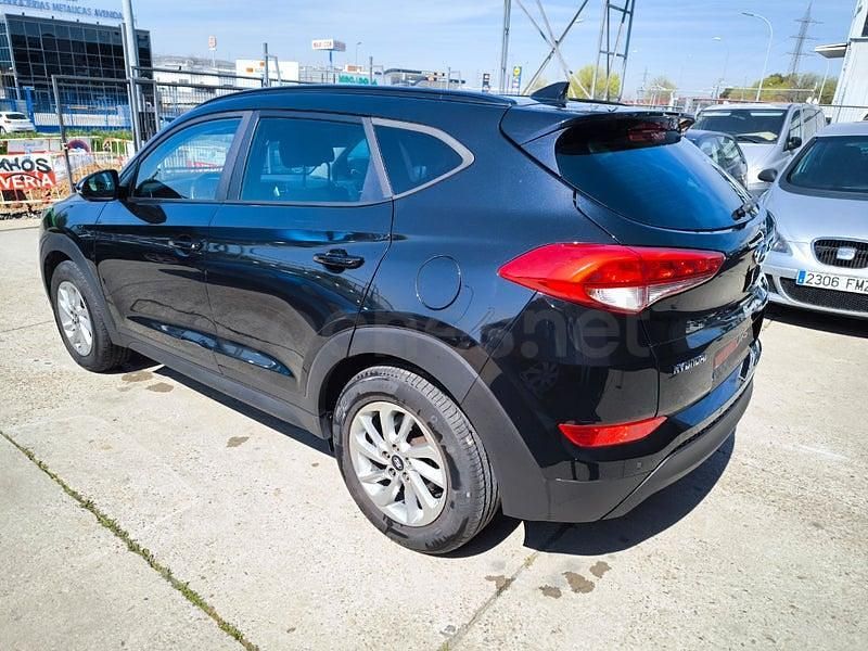 Usado Hyundai Tucson 115 CV (84 kW) 2016 Negro SUV