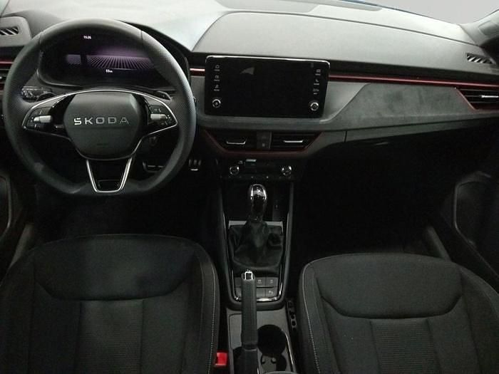 Nuevo Skoda Scala 150 CV (110 kW) 2025 Azul Utilitario