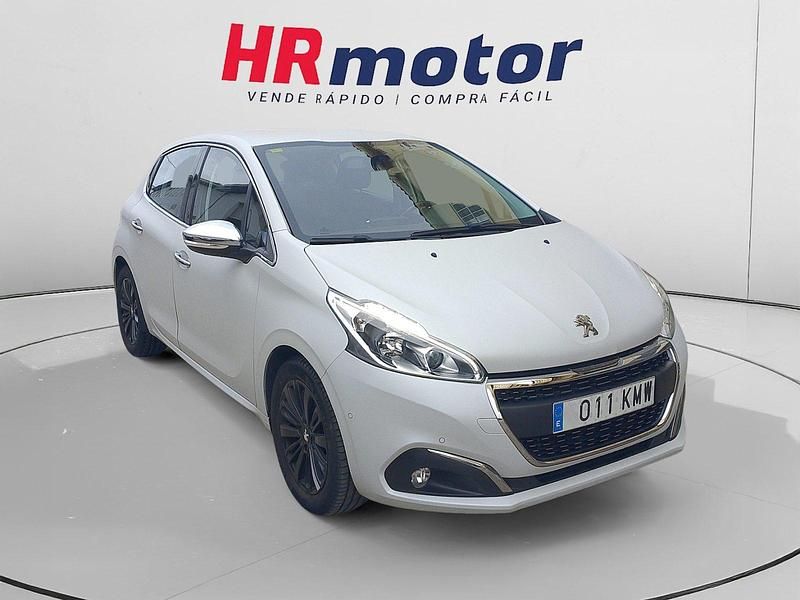 Usado Peugeot 208 Allure 110 CV (80 kW) 2016 Utilitario