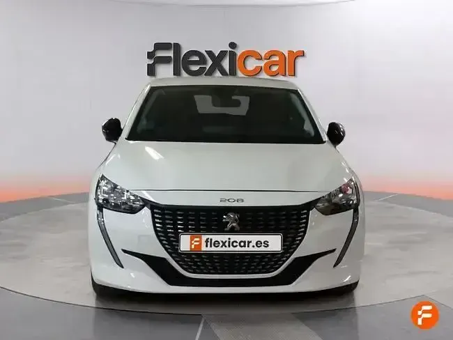Usado Peugeot 208 Active 100 CV (73 kW) 2023 Blanco Utilitario