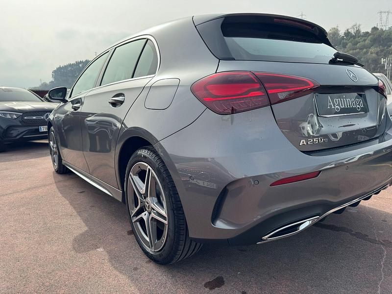 Nuevo Mercedes A250 Advanced 218 CV (160 kW) 2026 Gris Berlina