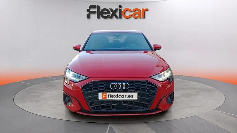Usado Audi A3 Premium 110 CV (80 kW) 2021 Rojo Berlina