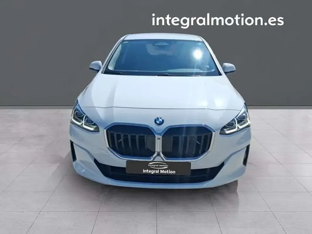 Usado BMW 218 150 CV (110 kW) 2023 Blanco Coupe