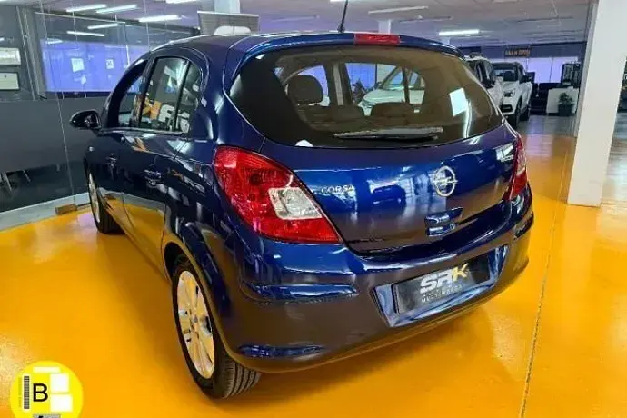 Usado Opel Corsa Enjoy 75 CV (55 kW) 2008 Utilitario