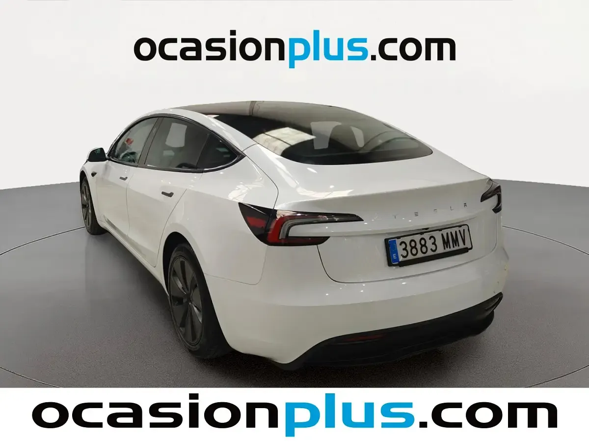 Käytetty Tesla Model 3 RWD 208 kW (283 HP) 2024 Valkoinen Sedan
