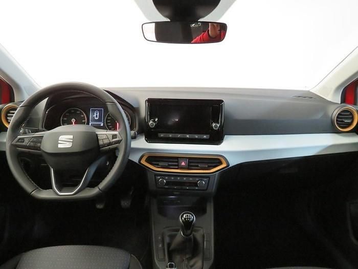 Usado Seat Ibiza Style 110 CV (80 kW) 2023 Blanco Utilitario