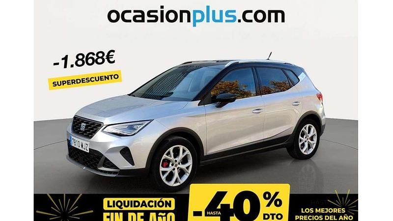 Plateado Usado 2023 Seat Arona FR SUV | 18.682 € (Precio justo) - Imagen 1/4