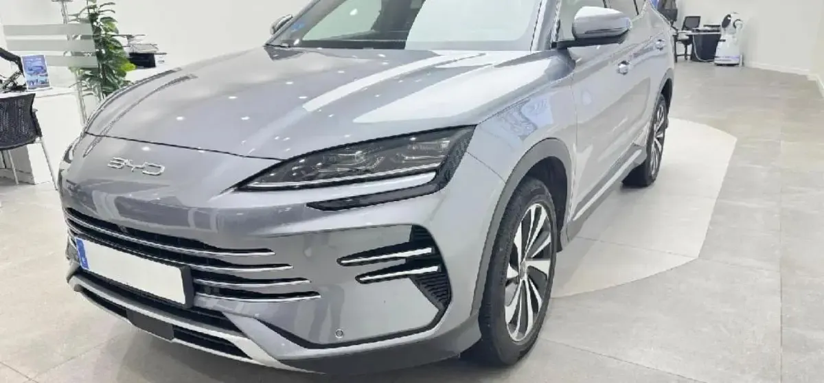 Usado BYD Seal U Comfort 160 kW (218 CV) 2025 Time grey SUV