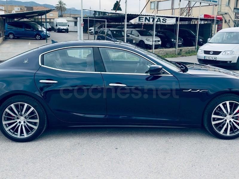 Usado Maserati Ghibli 275 CV (202 kW) 2015 Azul Berlina