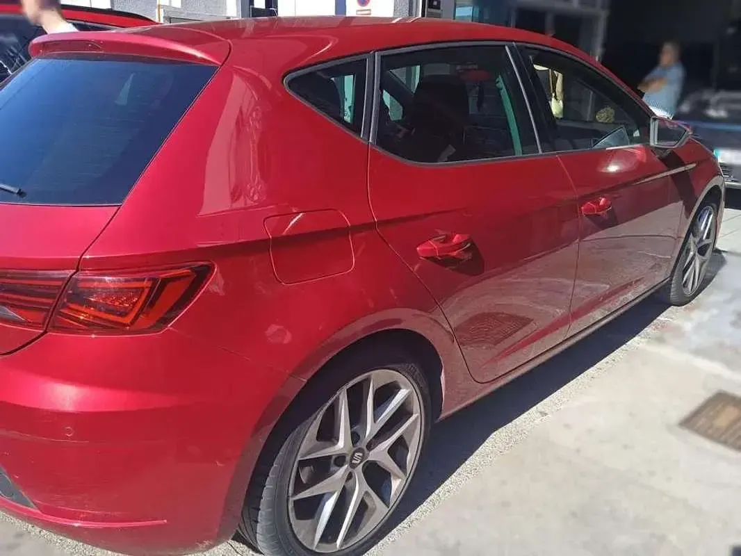 Usado Seat Leon ST FR 150 CV (110 kW) 2017 Azul Familiar