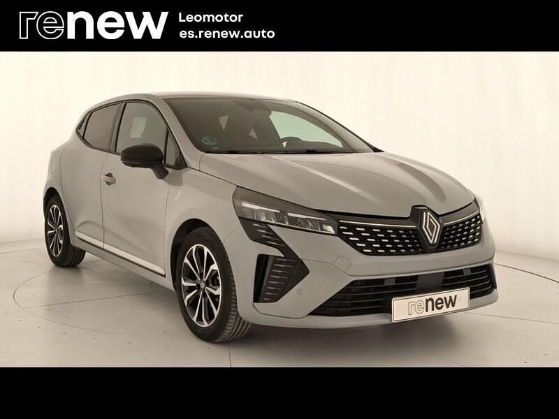 Begagnad Renault Clio V Techno 100 HK (73 kW) 2025 Grå Sedan