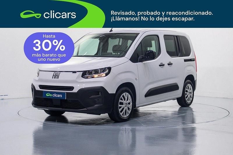 Usado Fiat Doblò 100 CV (73 kW) 2025 Blanco Monovolumen