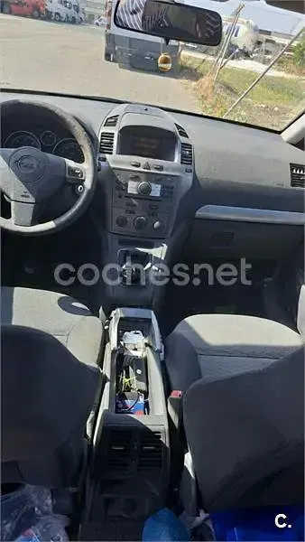 Usado Opel Zafira Cosmo 120 CV (88 kW) 2007 Gris / plata Monovolumen