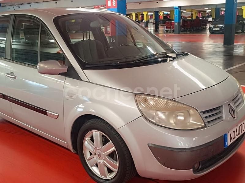 Gris / plata Usado 2004 Renault Scénic II Authentique Monovolumen | 2390 € (Precio justo) - Imagen 1/4