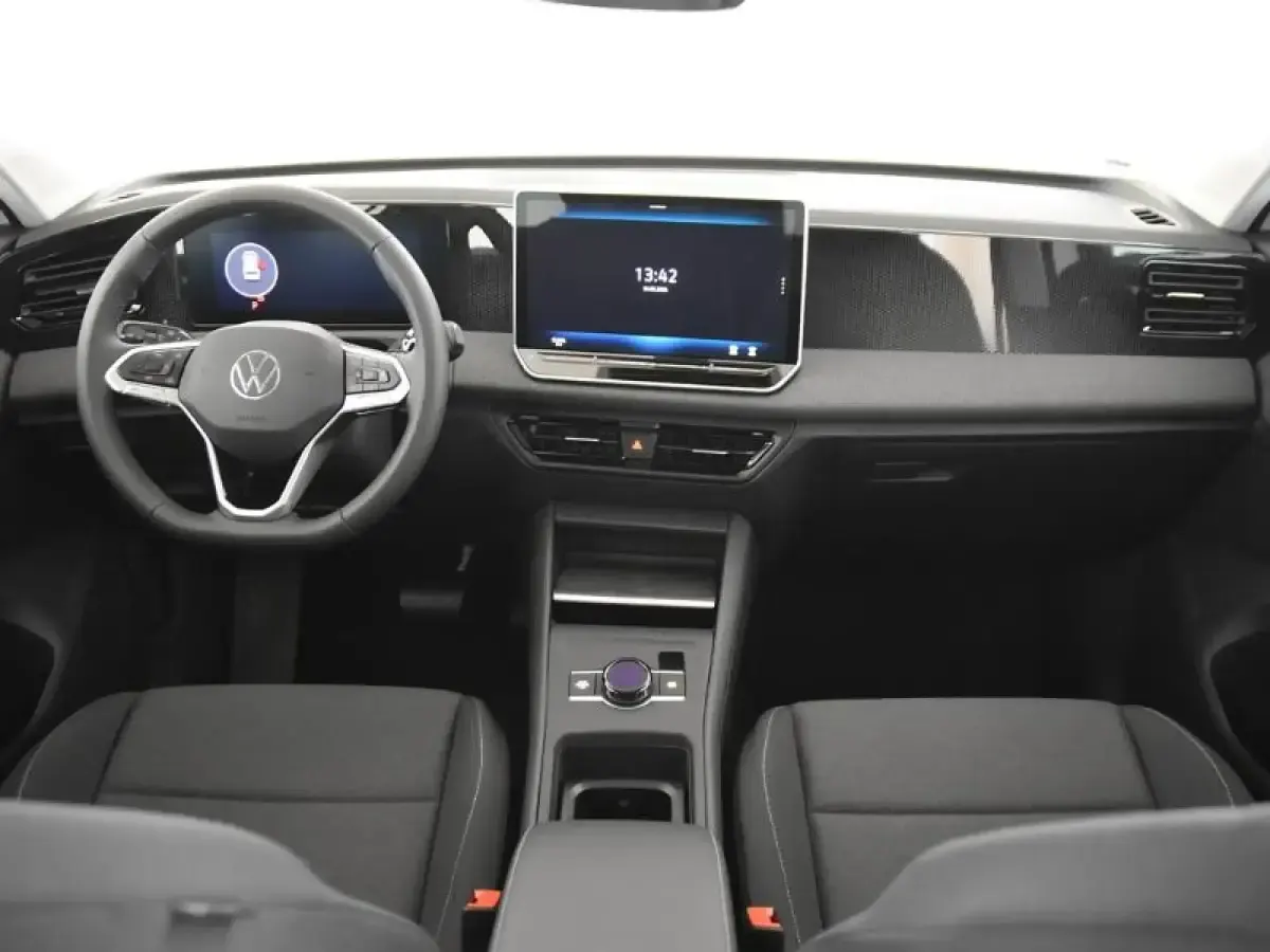 Ny VW Tiguan Classicline 130 HK (95 kW) 2026 Vit SUV