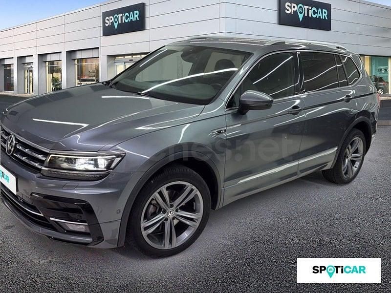 Gris / plata Usado 2020 VW Tiguan Allspace Advance SUV | 27.100 € (Un poco caro) - Imagen 1/4