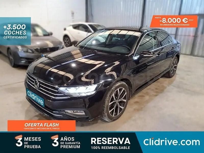 Negro Usado 2021 VW Passat Executive Berlina | 15.490 € (Super precio) - Imagen 1/3