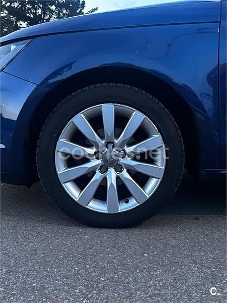 Usado Audi A1 Ambition 90 CV (66 kW) 2015 Azul Utilitario