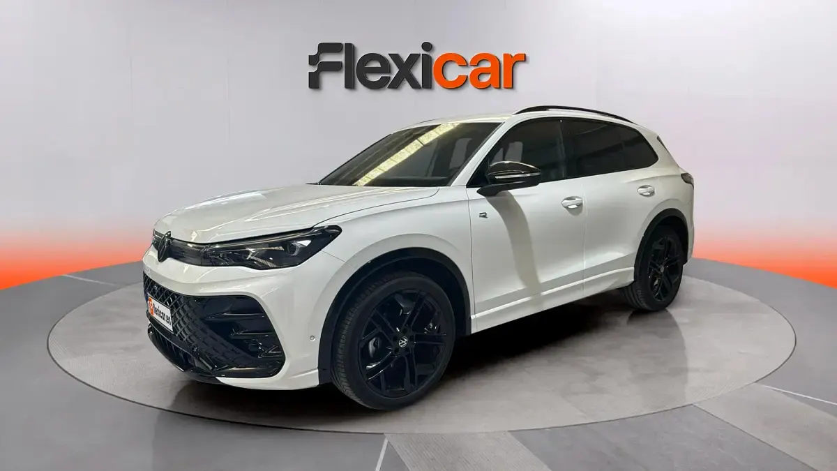 Usado VW Tiguan R-line 150 CV (110 kW) 2024 Blanco SUV