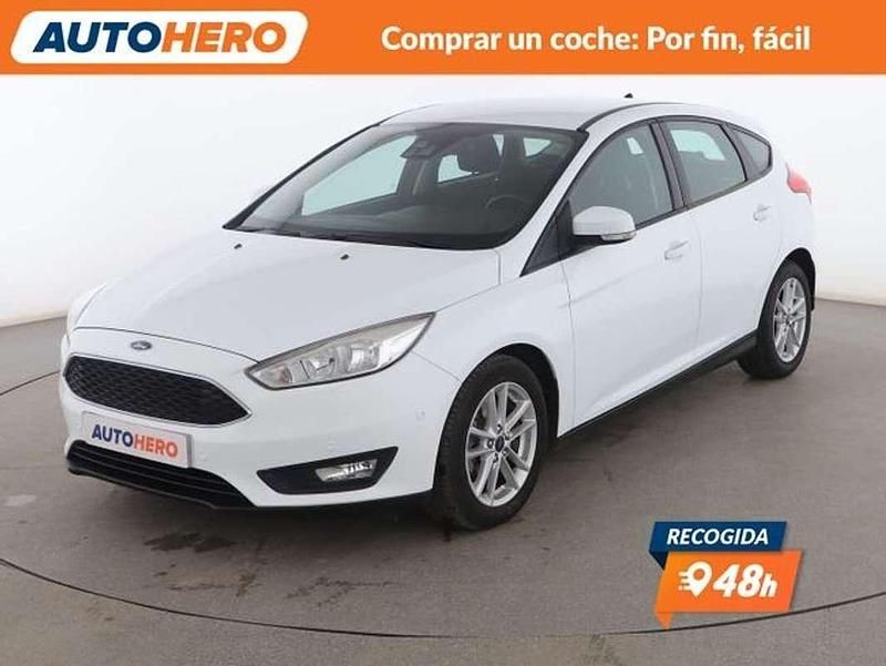 Usado Ford Focus Trend 125 CV (91 kW) 2015 Blanco Utilitario