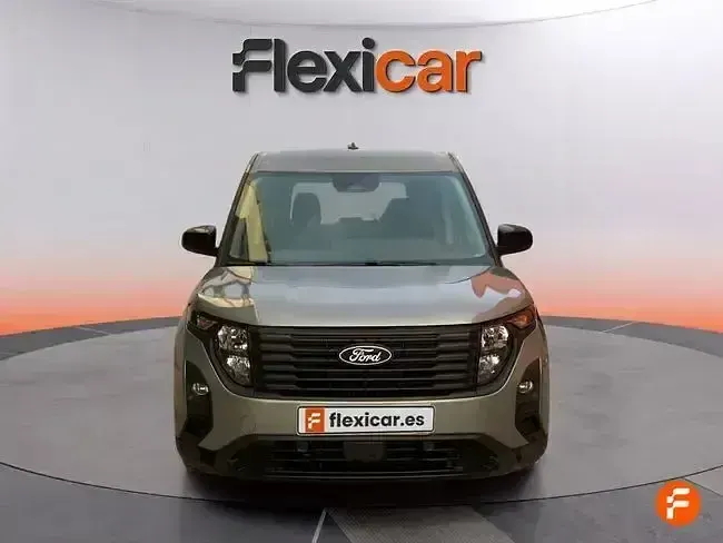 Usado Ford Tourneo Courier Active 125 CV (91 kW) 2024 Gris Monovolumen