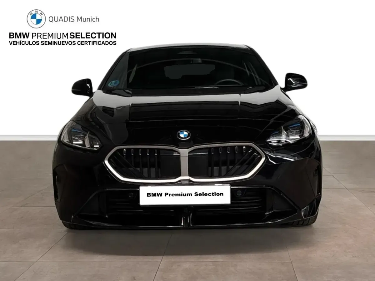 Usado BMW 120 Comfort Edition 163 CV (119 kW) 2025 Negro Utilitario