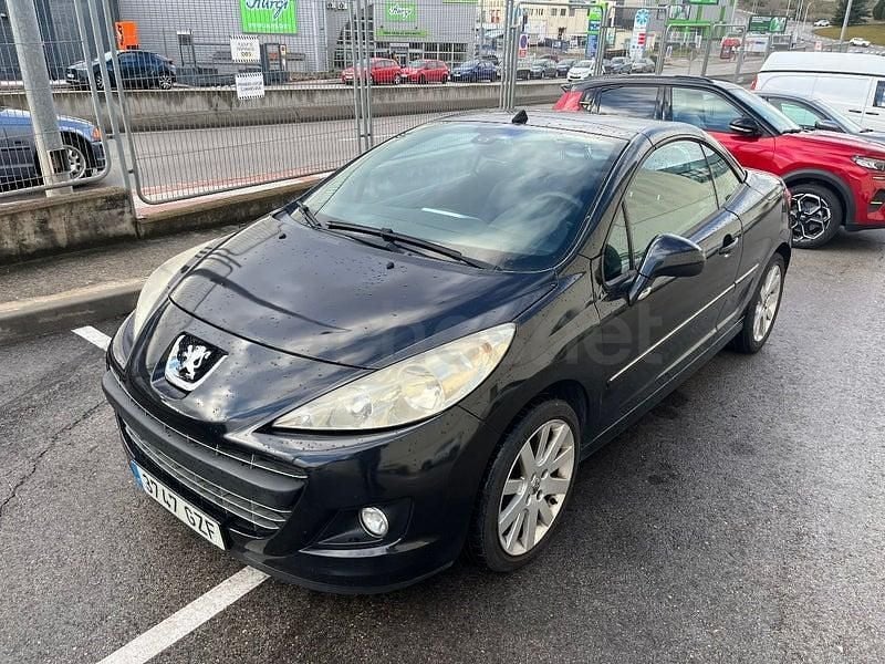 Usado Peugeot 207 CC Sport 110 CV (80 kW) 2010 Negro Descapotable