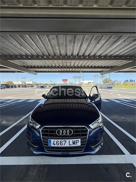 Usado Audi A3 110 CV (80 kW) 2015 Azul Berlina