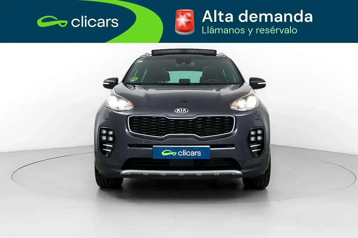 Usado Kia Sportage GT-Line 136 CV (100 kW) 2018 Gris SUV