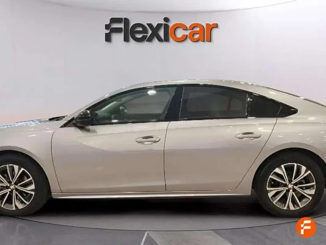 Usado Peugeot 508 Allure 131 CV (96 kW) 2021 Gris Berlina