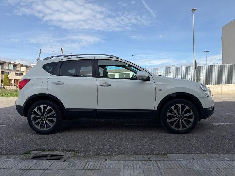 Usado Nissan Qashqai Acenta 150 CV (110 kW) 2010 Blanco SUV