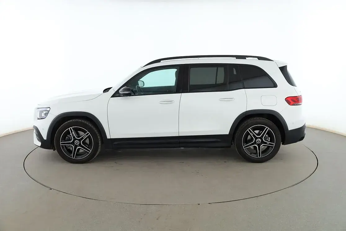Usado Mercedes GLB250 AMG line 224 CV (164 kW) 2020 Blanco SUV
