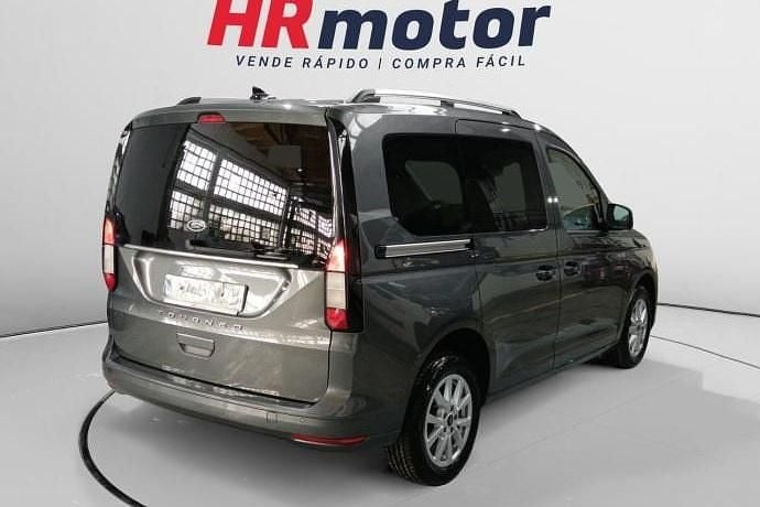 Usado Ford Tourneo Titanium 122 CV (89 kW) 2023