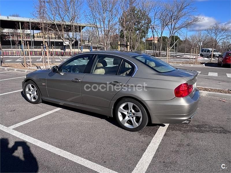 Usado BMW 320 177 HP (130 kW) 2011 Bege Sedan
