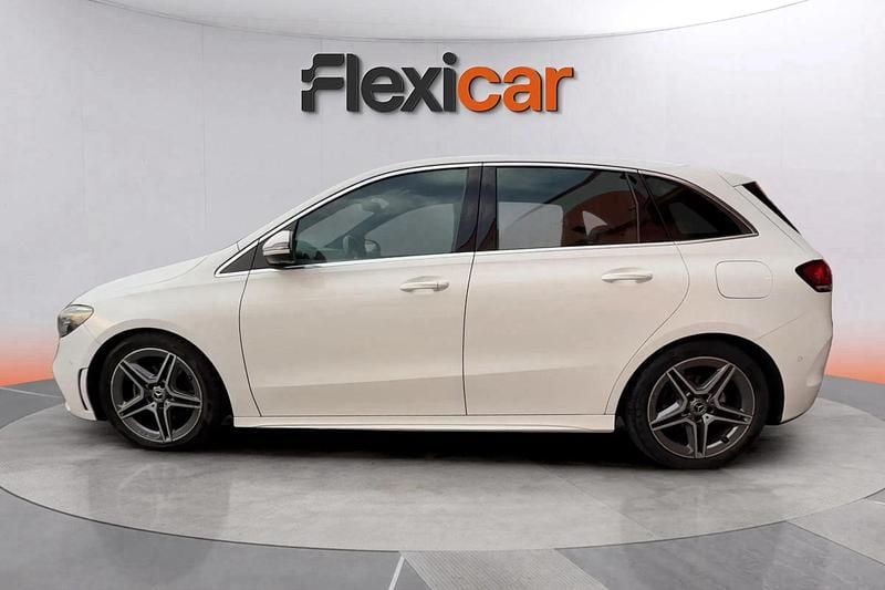 Usado Mercedes B200 150 CV (110 kW) 2020 Blanco Monovolumen