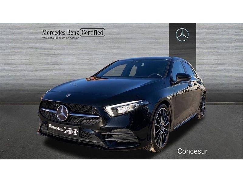 Negro Usado 2021 Mercedes A180 Berlina | 27.900 € (Precio justo) - Imagen 1/4