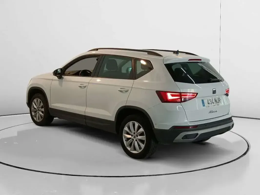 Usado Seat Ateca Style 150 CV (110 kW) 2023 Blanco SUV