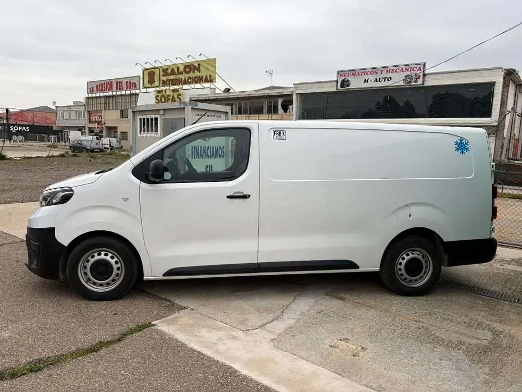Usado Toyota Proace Comfort 122 CV (89 kW) 2020 Blanco Monovolumen